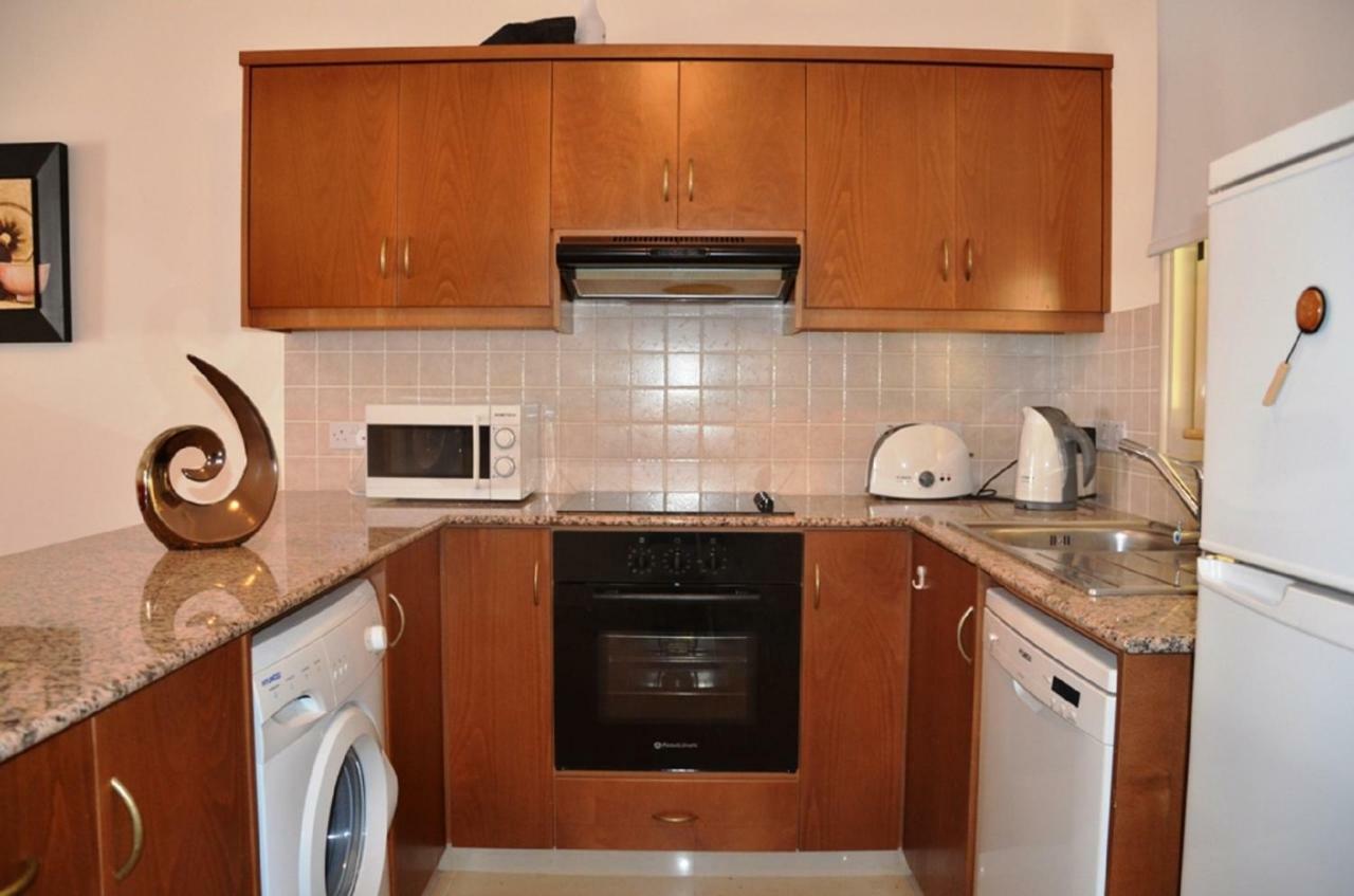 Ground Floor One Bedroom Apartment B2, 3 Pools, Free Wifi Pegeia Exterior foto