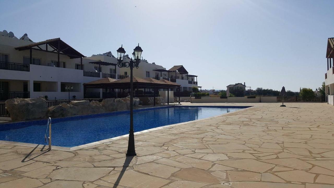 Ground Floor One Bedroom Apartment B2, 3 Pools, Free Wifi Pegeia Exterior foto