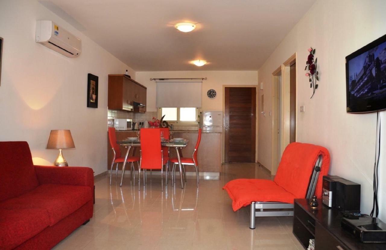 Ground Floor One Bedroom Apartment B2, 3 Pools, Free Wifi Pegeia Exterior foto